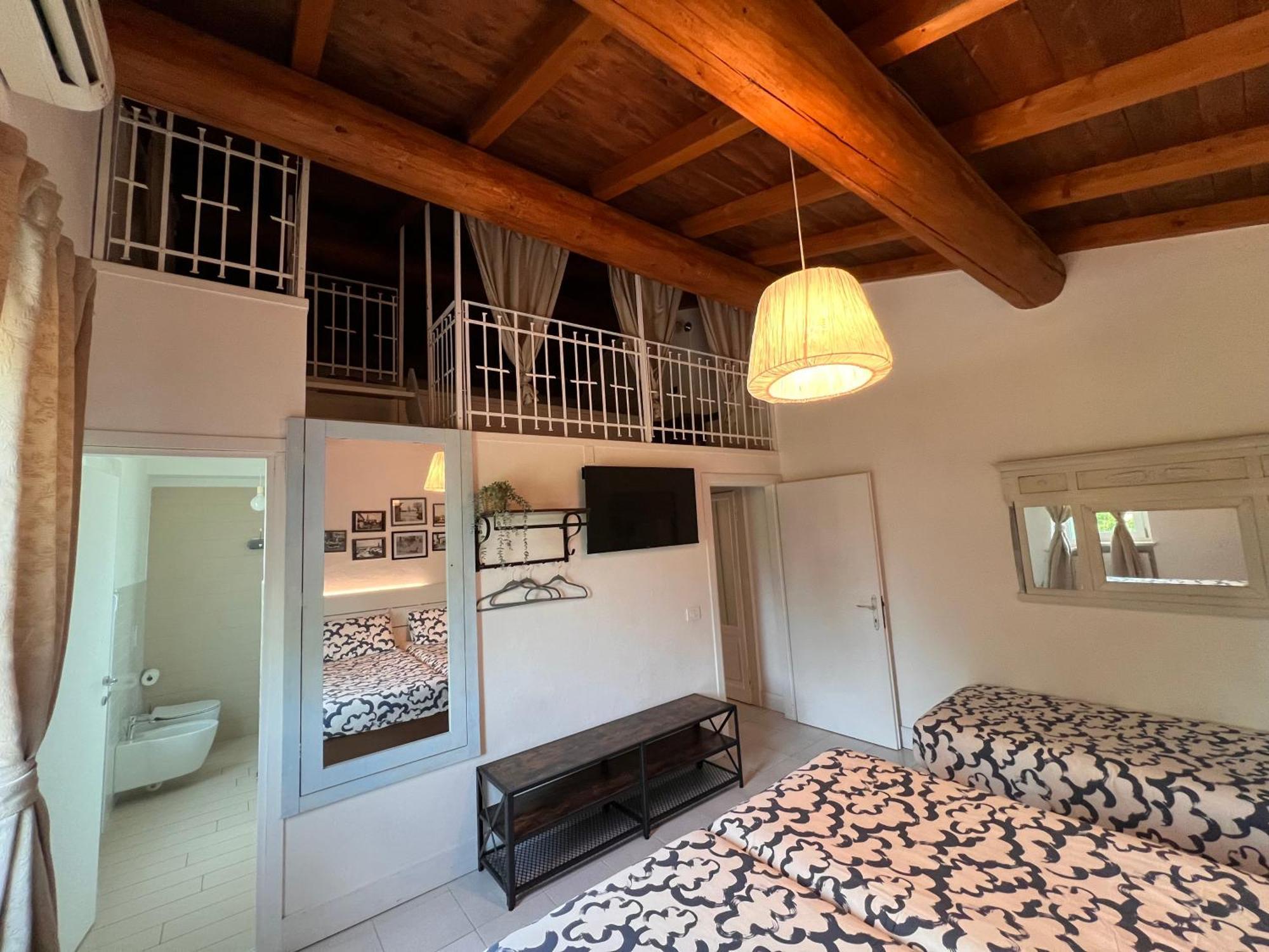 Appartamento "Casa Vacanze Corte Ara Decima" Sona Exteriör bild