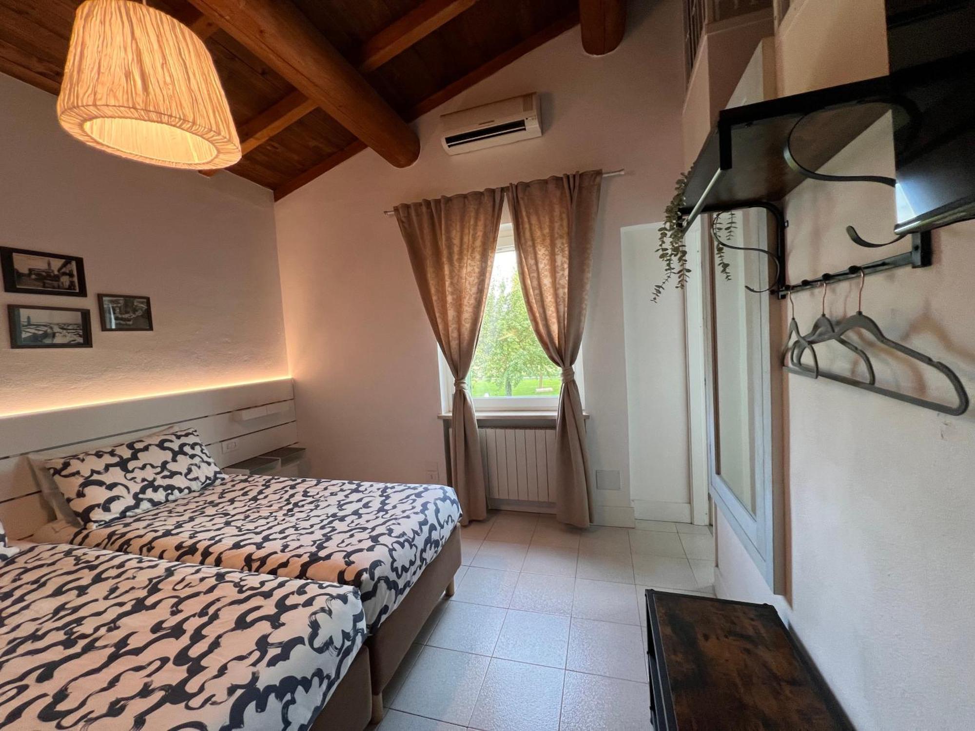 Appartamento "Casa Vacanze Corte Ara Decima" Sona Exteriör bild