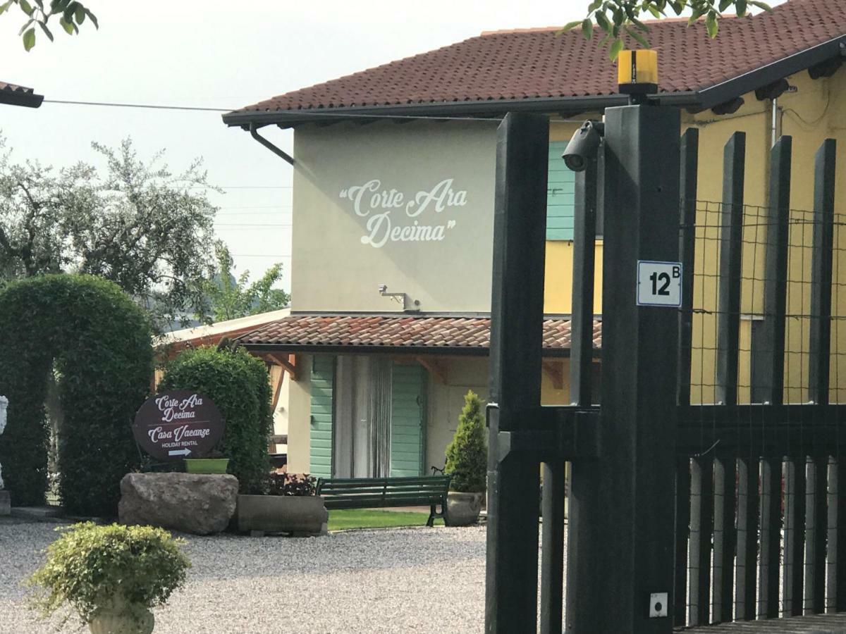 Appartamento "Casa Vacanze Corte Ara Decima" Sona Exteriör bild