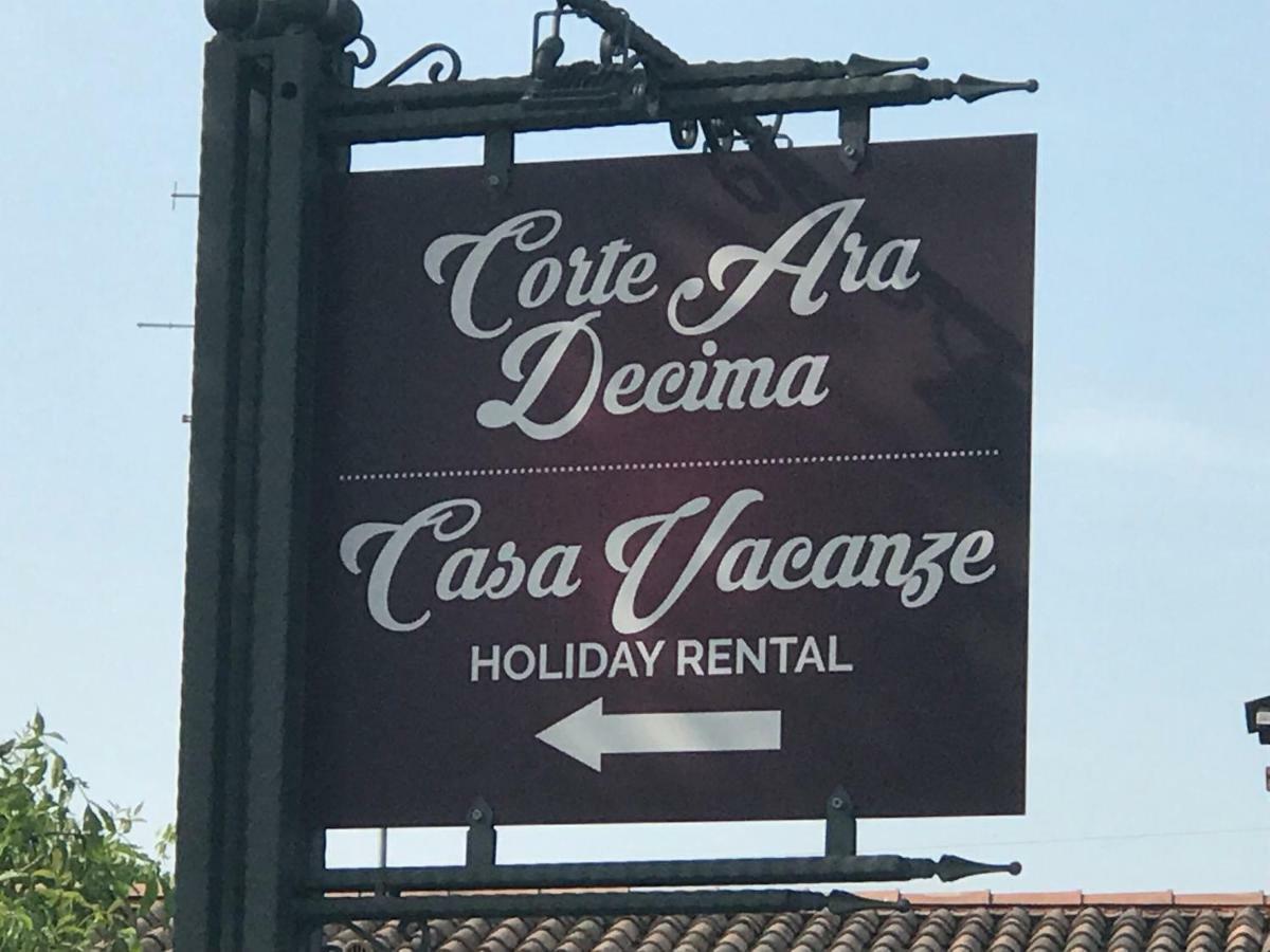Appartamento "Casa Vacanze Corte Ara Decima" Sona Exteriör bild